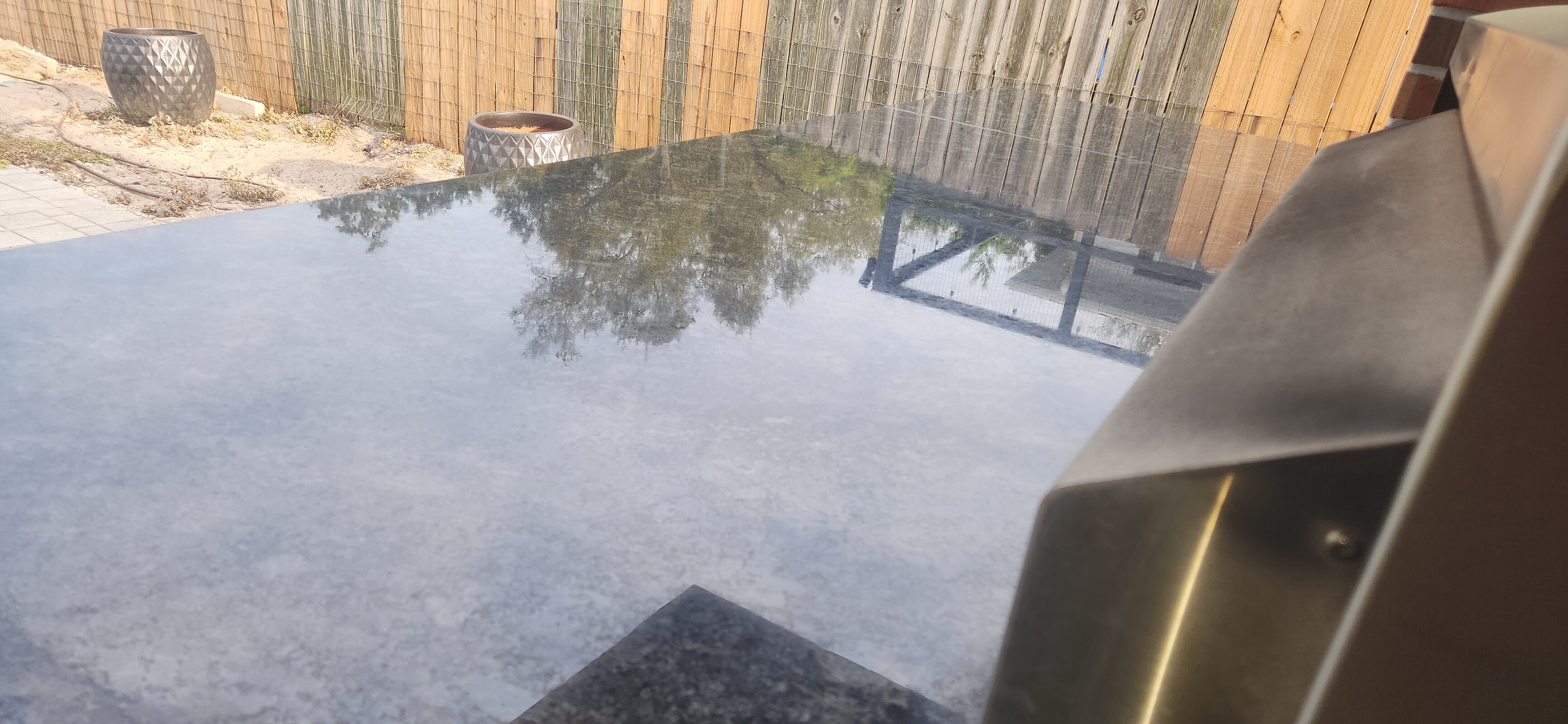 Smooth edge beveling and stone polish on restored granite slab